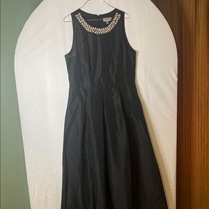 Elegant Black Sleeveless Dress from Laura